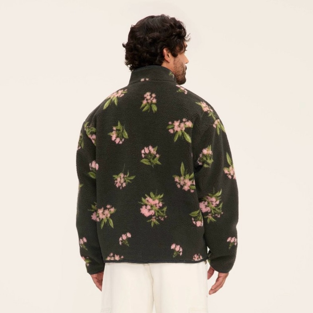 Woolrich Floral Fleece Medium SOLD OUT - Picture 3 of 9